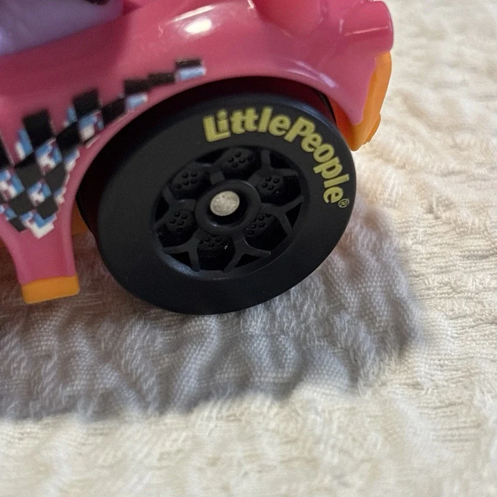 2019 Fisher Price Little People Wheelies Car Girl Pink Purple